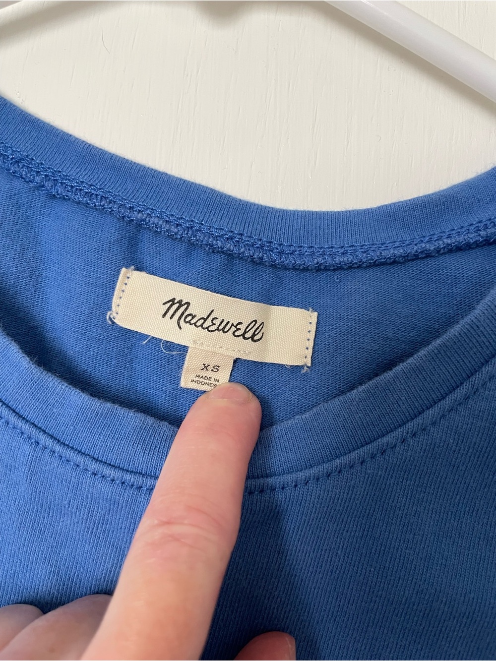 Madewell Short Sleeve Cropped Crewneck Tee in Royal Blue - Picture 2 of 3